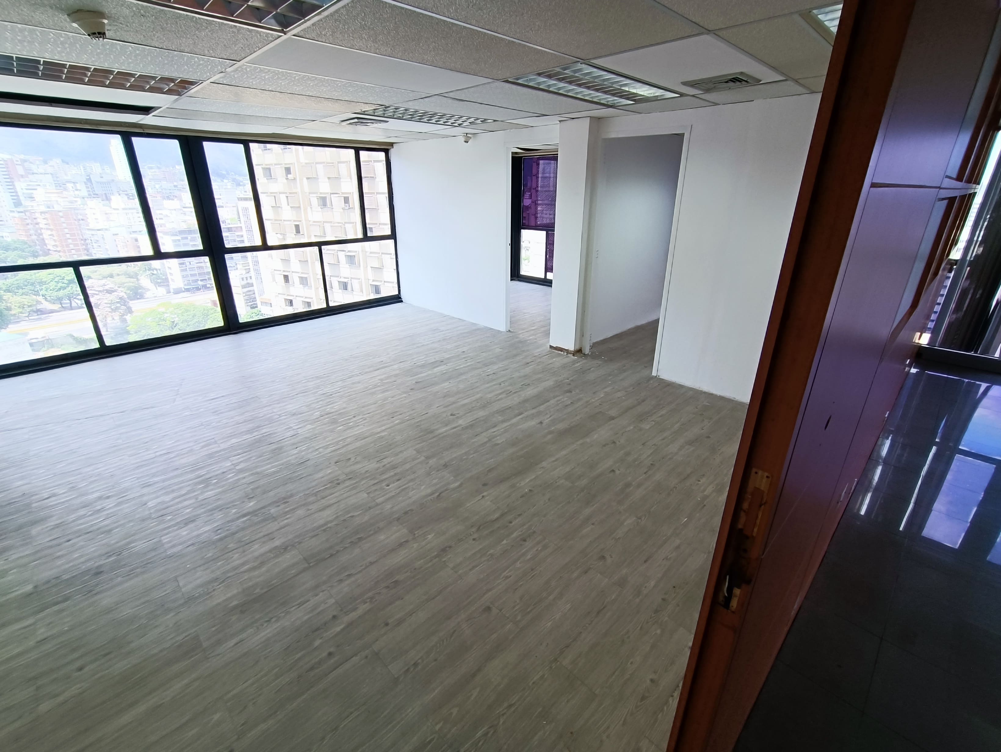 Open Space Piso 18